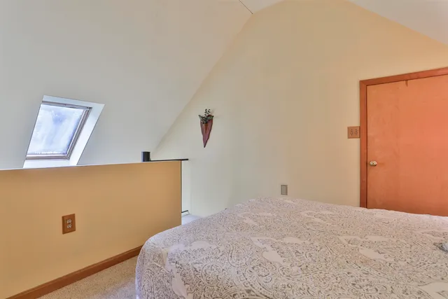 $639,900 | 46 Oak Hill Road, Brookline, NH 03033