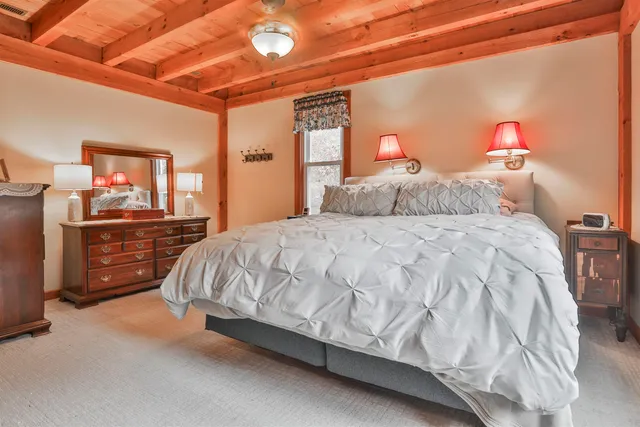 $639,900 | 46 Oak Hill Road, Brookline, NH 03033