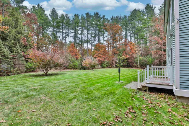 $639,900 | 46 Oak Hill Road, Brookline, NH 03033