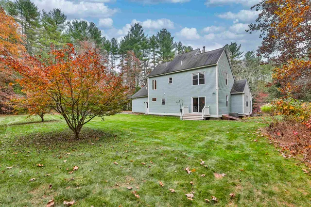 $639,900 | 46 Oak Hill Road, Brookline, NH 03033