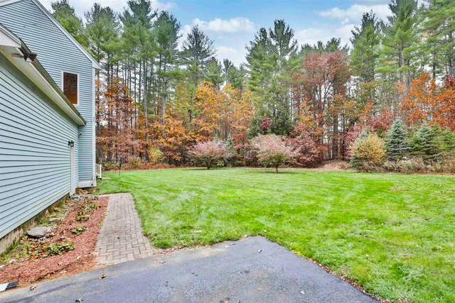 $639,900 | 46 Oak Hill Road, Brookline, NH 03033