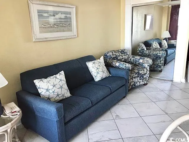 $159,900 | 200 76th Avenue North, Unit 410, Myrtle Beach, SC 29572