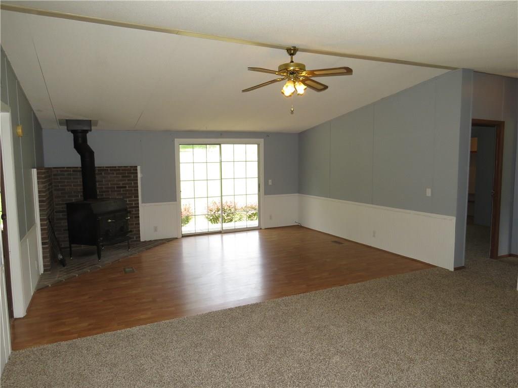 8040 Rinnie Seitz Road Nashville, IN 47448 - Photo 4 of 32