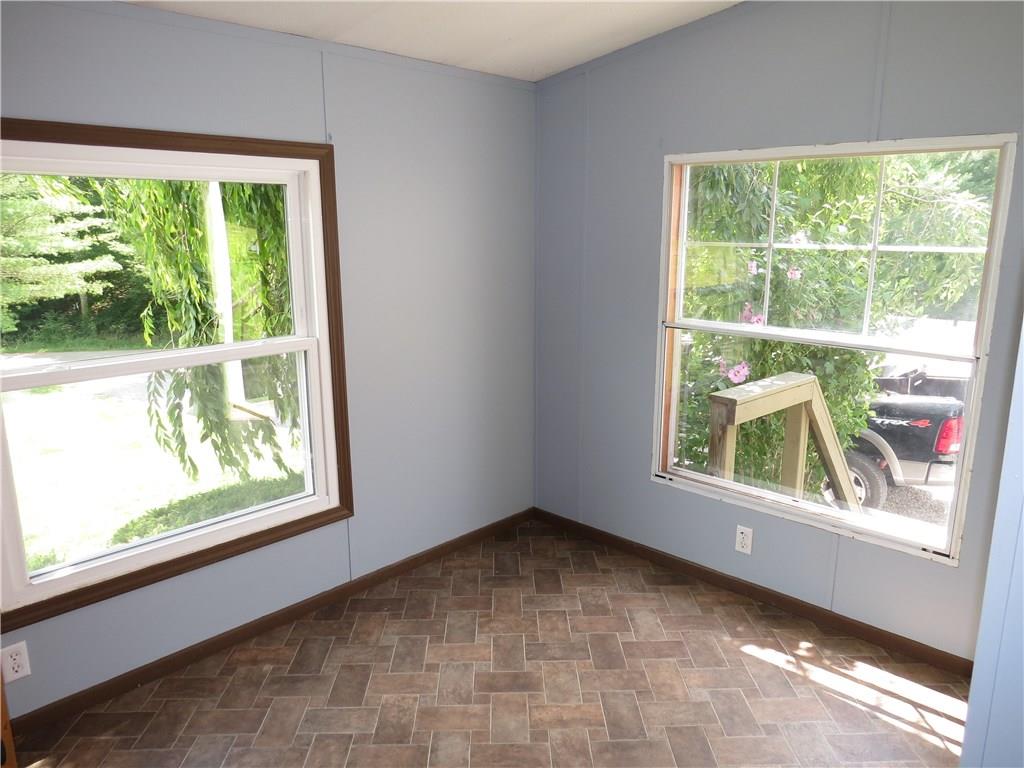 8040 Rinnie Seitz Road Nashville, IN 47448 - Photo 10 of 32