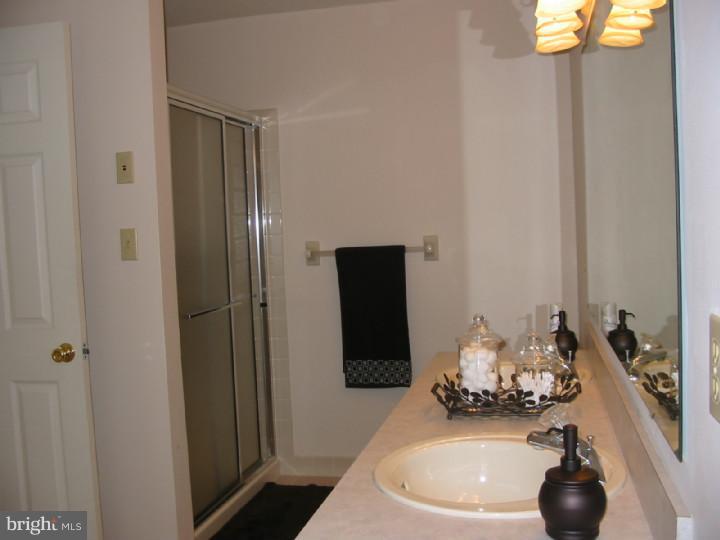 65 Walker Road Royersford, PA 19468 - Photo 14 of 25 Bathroom