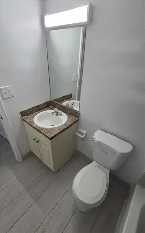 $2,040 | 11120 Southwest 196th Street, Unit 204, Cutler Bay, FL 33157