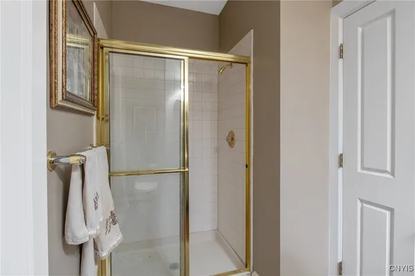 $824,900 | 6923 Kassonta Drive, Pompey, NY 13078