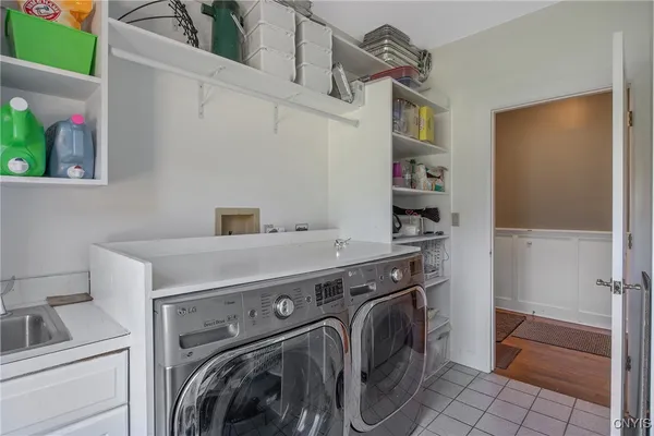 $824,900 | 6923 Kassonta Drive, Pompey, NY 13078