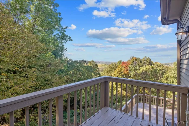 $824,900 | 6923 Kassonta Drive, Pompey, NY 13078