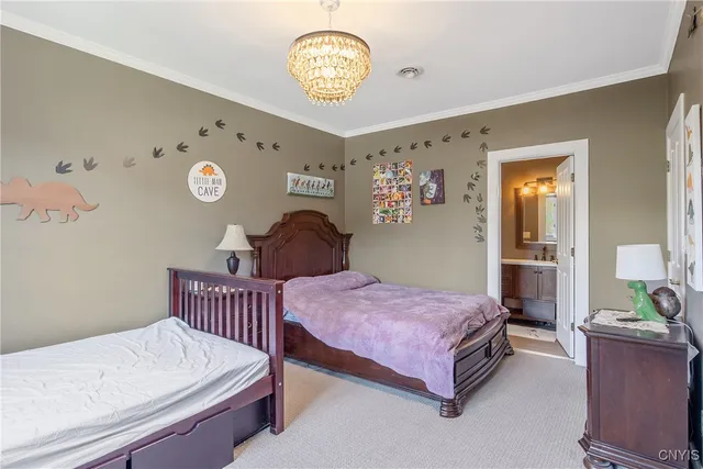 $824,900 | 6923 Kassonta Drive, Pompey, NY 13078