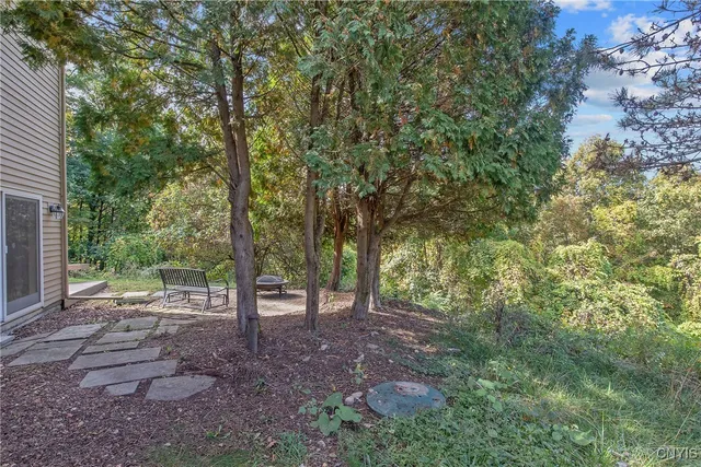 $824,900 | 6923 Kassonta Drive, Pompey, NY 13078