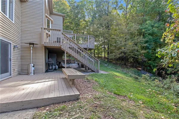 $824,900 | 6923 Kassonta Drive, Pompey, NY 13078