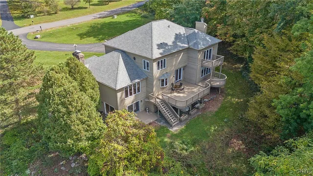 $824,900 | 6923 Kassonta Drive, Pompey, NY 13078