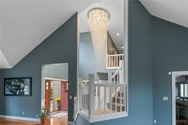 $824,900 | 6923 Kassonta Drive, Pompey, NY 13078