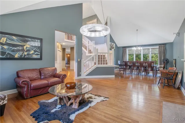 $824,900 | 6923 Kassonta Drive, Pompey, NY 13078