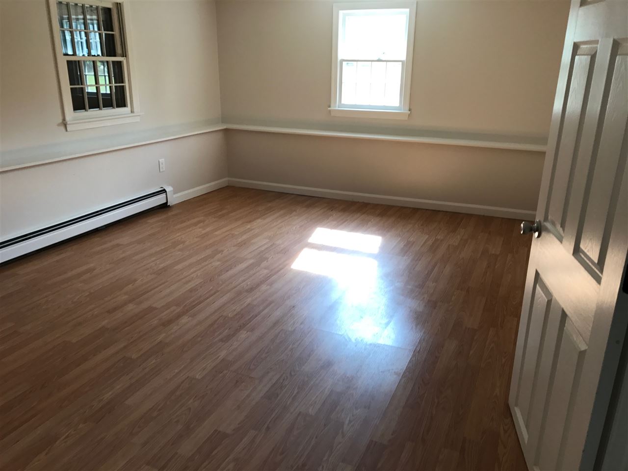 91 Smith Road Bedford, NH 03110 - Photo 5 of 11