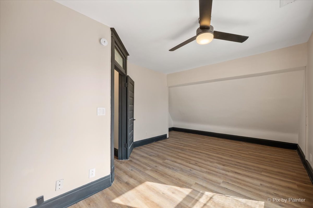 468 Locust Street Elgin, IL 60123 - Photo 23 of 53 Gallery Image 23