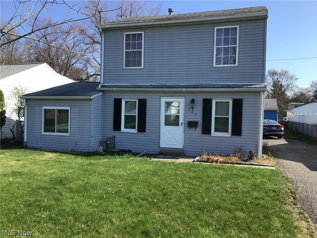 705 Mannering Road Eastlake, OH 44095 - Photo 1 of 16 Gallery Image 1