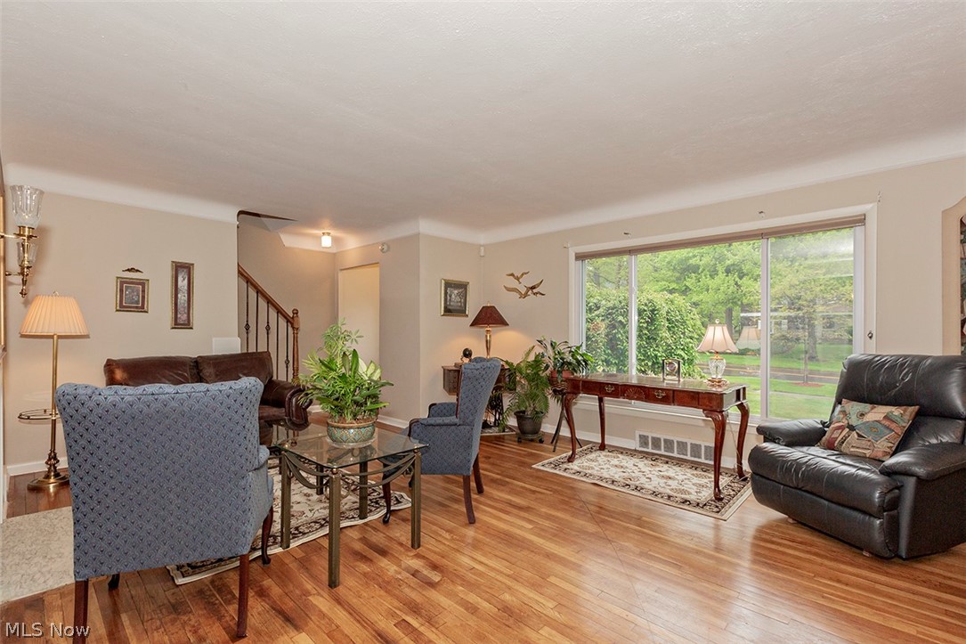 1131 Brainard Road Lyndhurst, OH 44124 - Photo 7 of 35