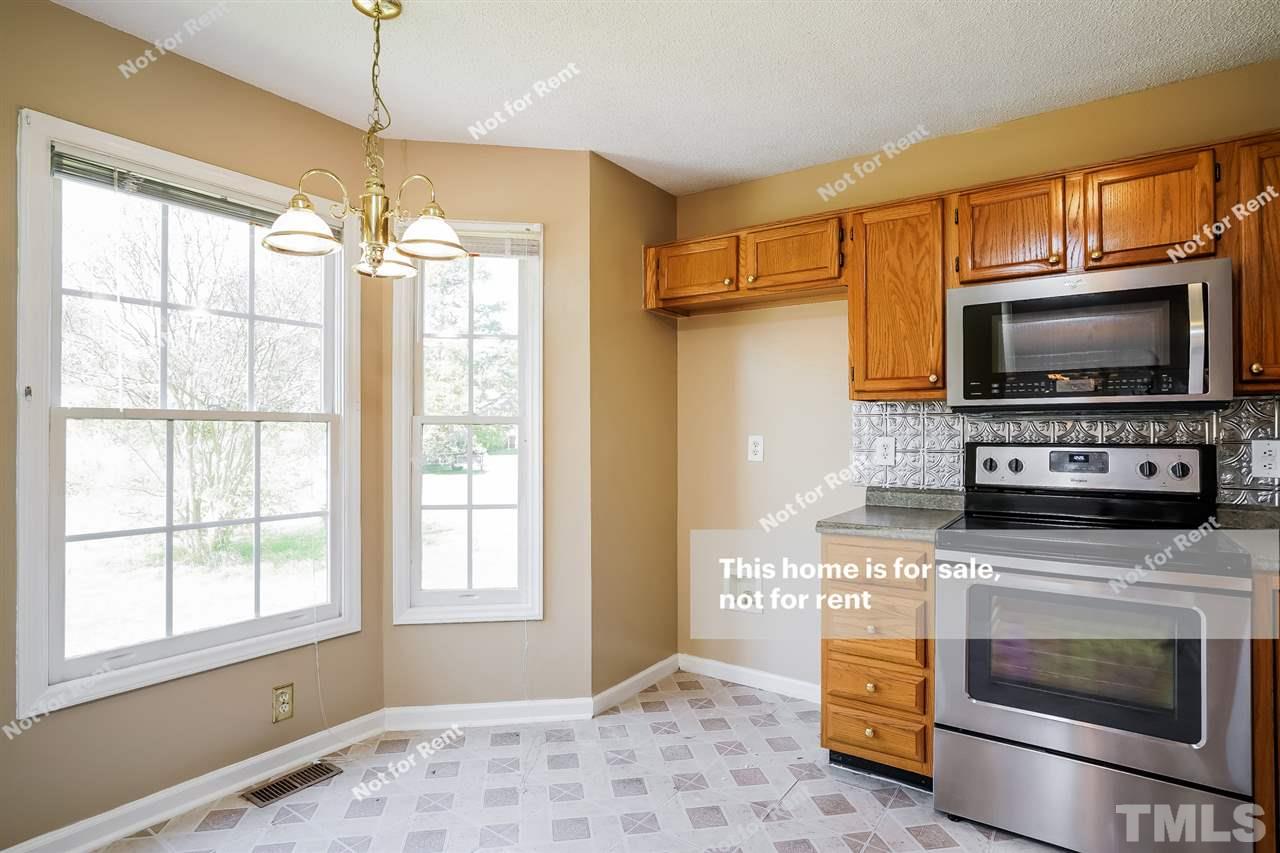 309 Rattan Bay Drive Raleigh, NC 27610 - Photo 13 of 28 Gallery Image 13