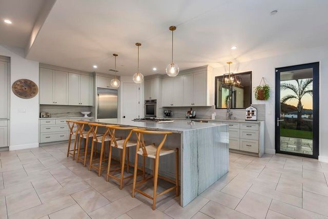 $2,095,000 | 328 Amy Way, Alpine, CA 91901