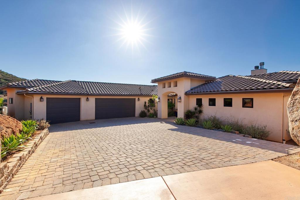 328 Amy Way Alpine, CA 91901 - Photo 5 of 74