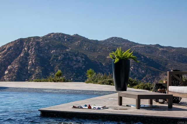 $2,095,000 | 328 Amy Way, Alpine, CA 91901