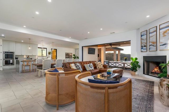 $2,095,000 | 328 Amy Way, Alpine, CA 91901