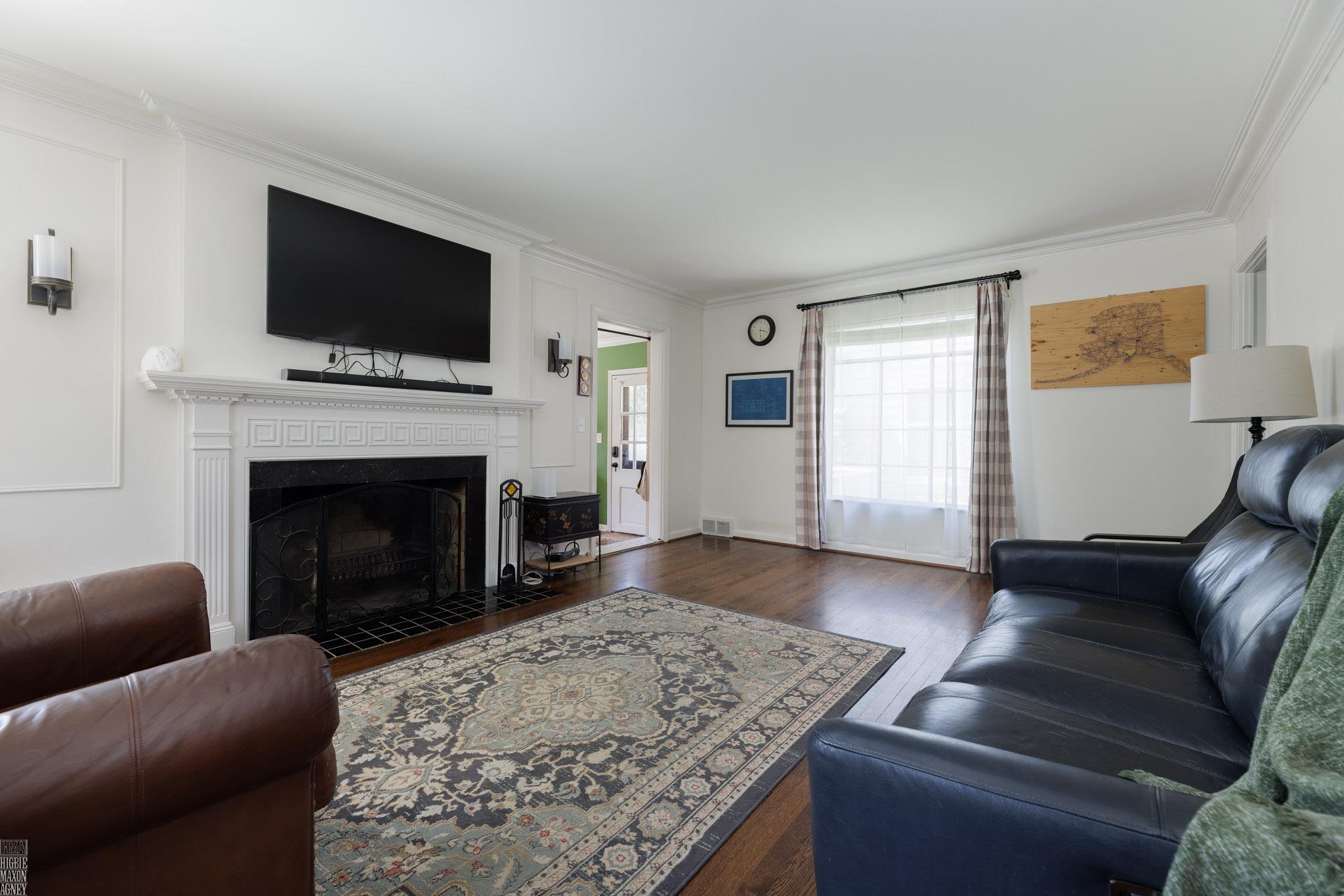 675 Fisher Road Grosse Pointe, MI 48230 - Photo 17 of 51