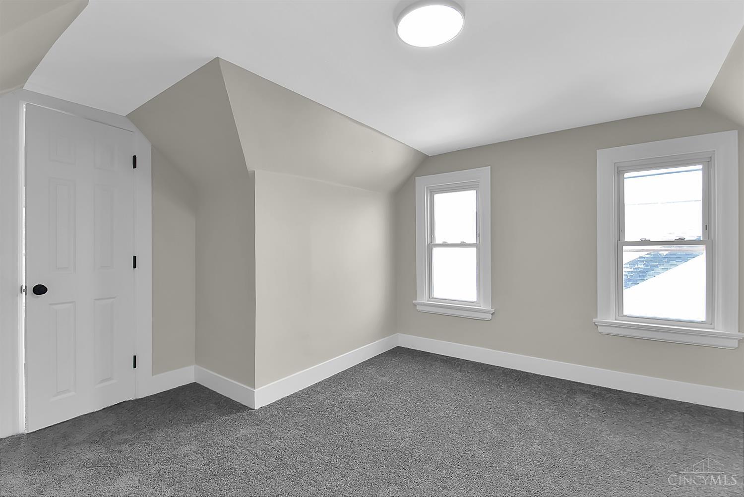 1444 Adams Road Cincinnati, OH 45231 - Photo 15 of 25 Gallery Image 15