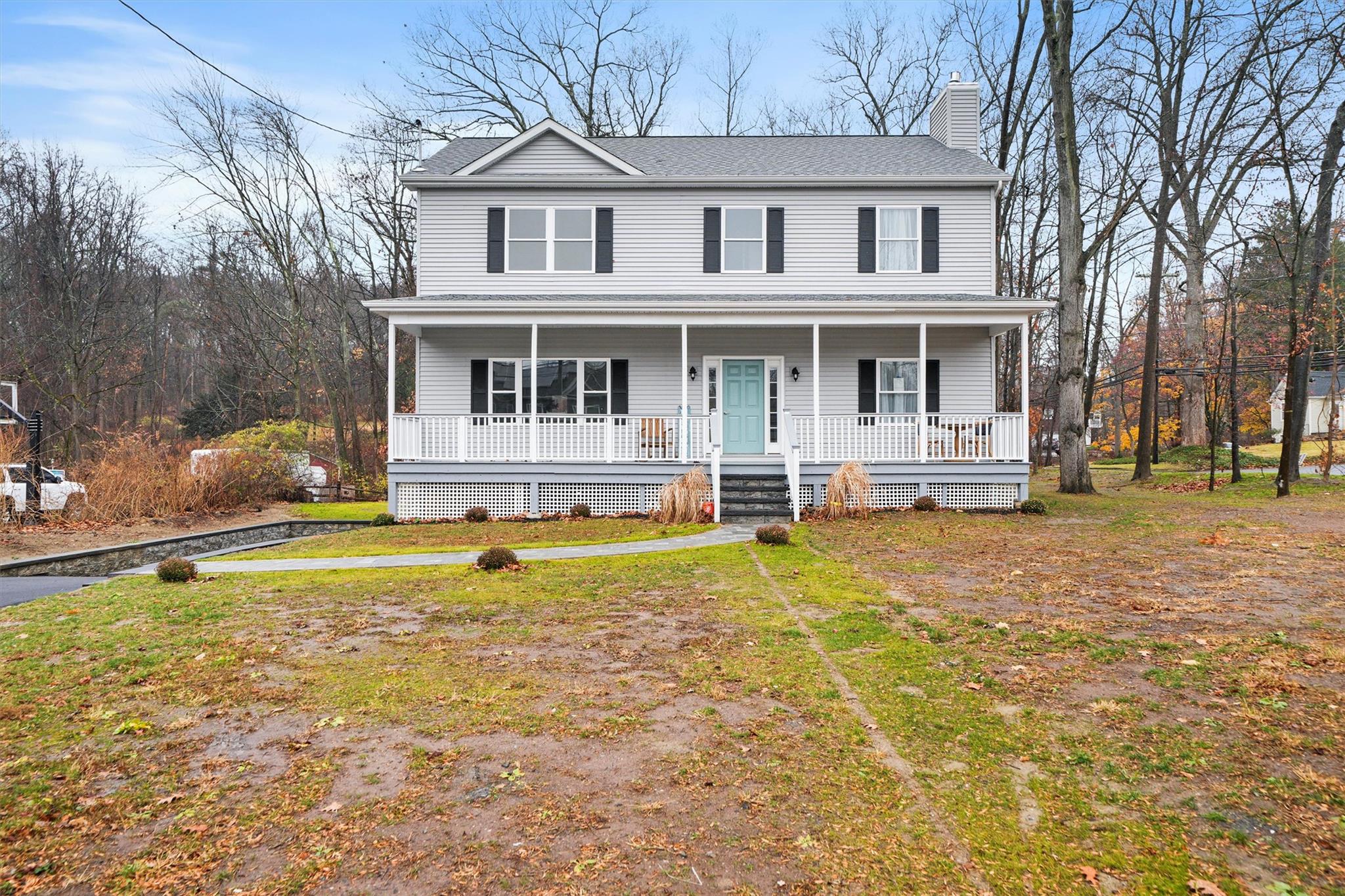 2685 Gregory Street Yorktown Heights, NY 10598 - Photo 2 of 35 View of front of property with a front yard