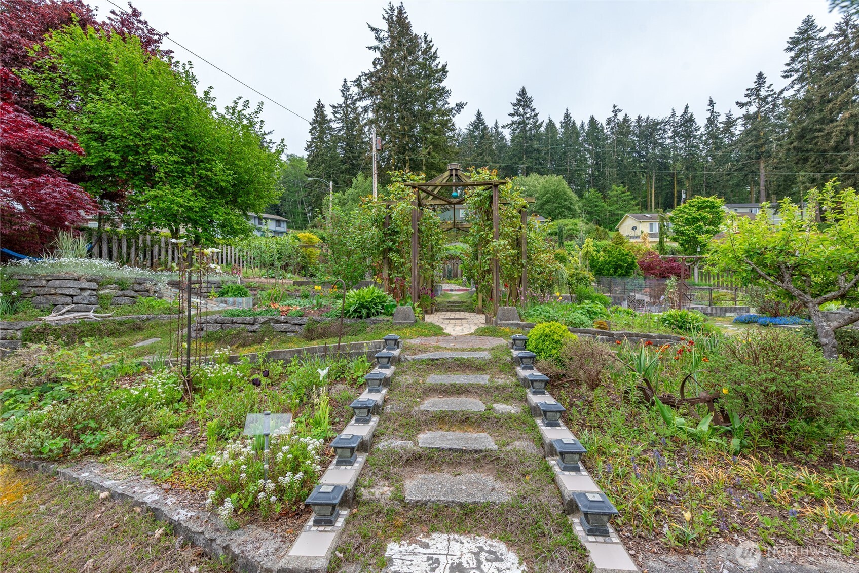 3183 Hawks Prairie Road Oak Harbor, WA 98277 - Photo 17 of 40 Gallery Image 17