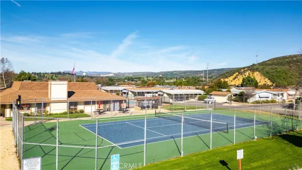 an aerial view of a tennis ground