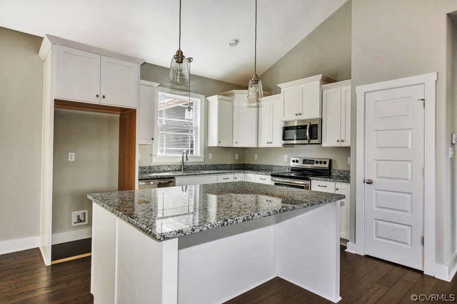 1128 The Grove Road Blackstone, VA 23824 - Photo 17 of 36 Gallery Image 17