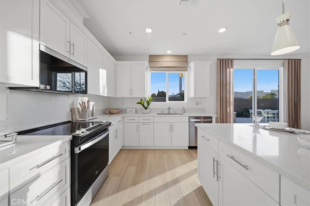 42957 56th Street West Lancaster, CA 93536 - Photo 10 of 31