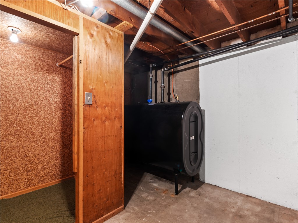 8 Dover Street Pawtucket, RI 02860 - Photo 16 of 21