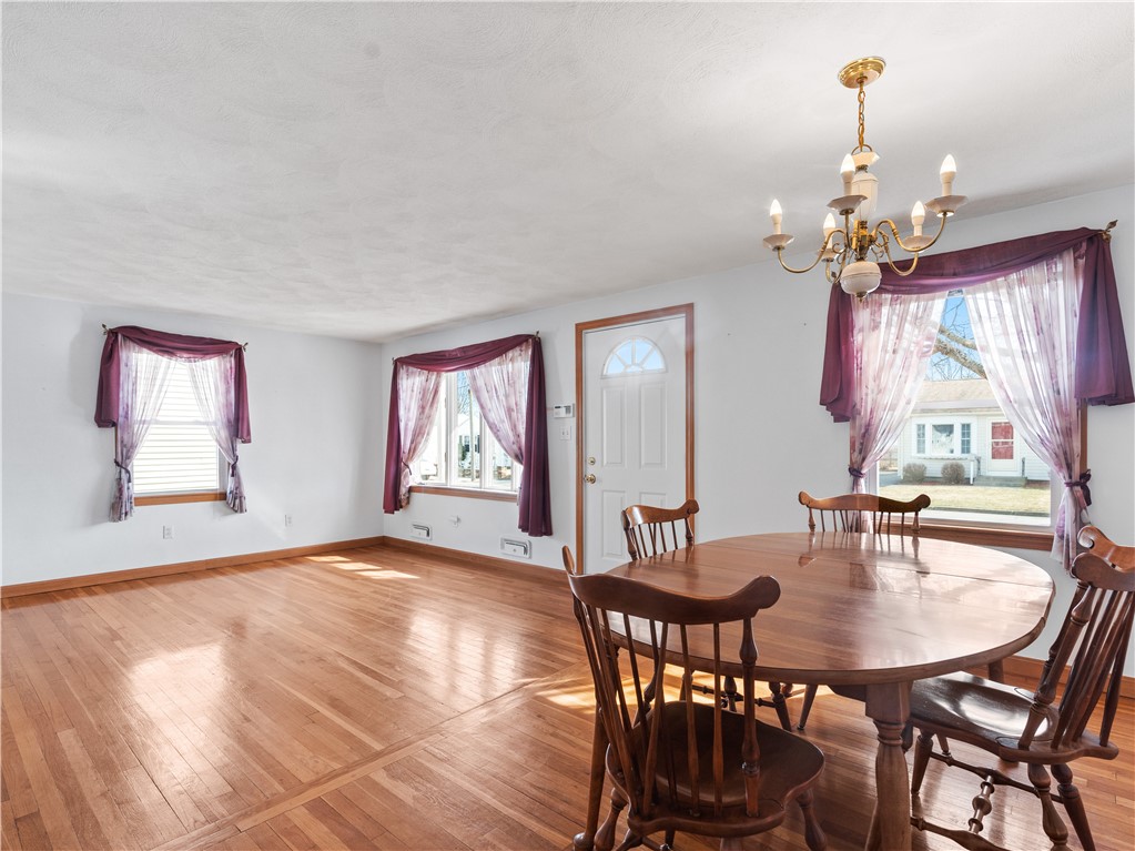 8 Dover Street Pawtucket, RI 02860 - Photo 6 of 21