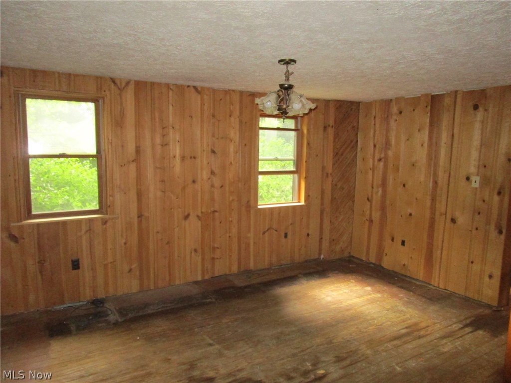 4240 South Raccoon Road Canfield, OH 44406 - Photo 4 of 10 Gallery Image 4