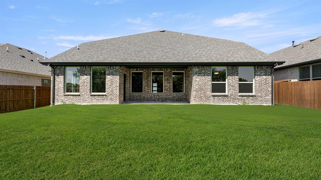 1527 Bridlepath Trail Forney, TX 75126 - Photo 28 of 33 26. 1527 Bridlepath - Back