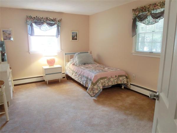 78 Stony Brook Road Framingham, MA 01702 - Photo 16 of 26 Gallery Image 16