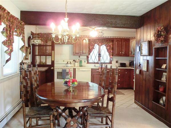78 Stony Brook Road Framingham, MA 01702 - Photo 6 of 26 Gallery Image 6