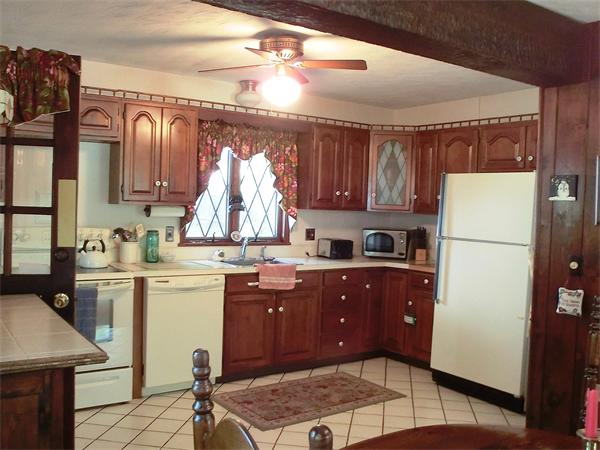 78 Stony Brook Road Framingham, MA 01702 - Photo 7 of 26 Gallery Image 7