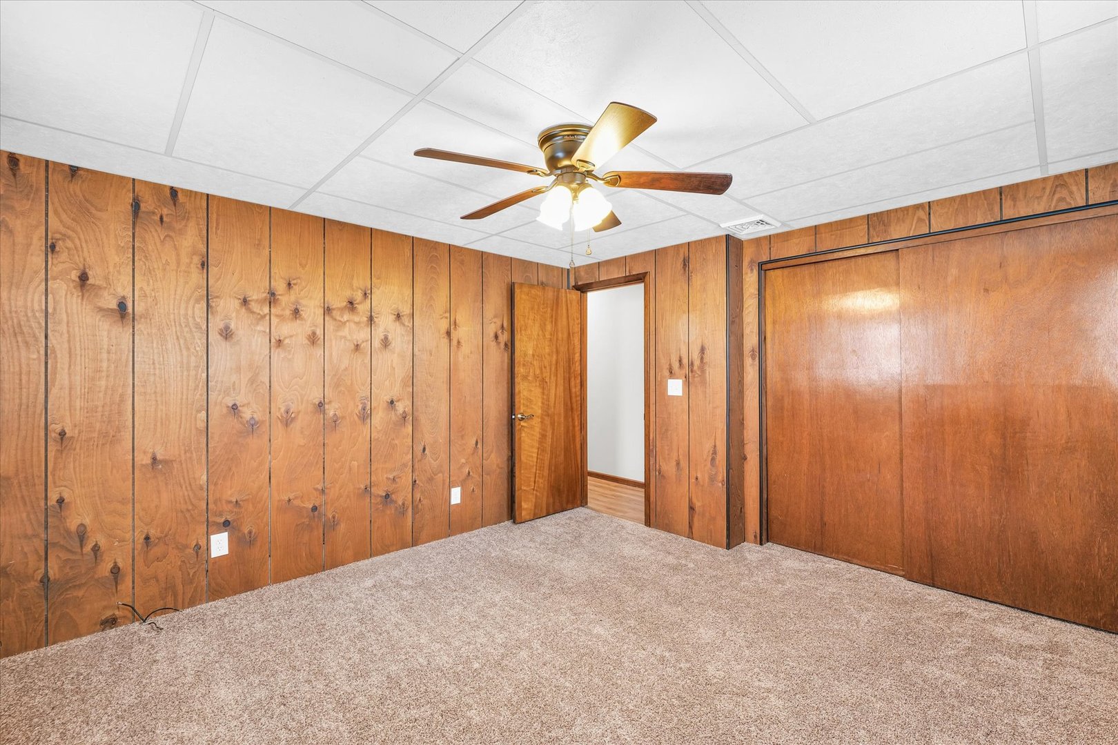 103 South Walnut Street Arrowsmith, IL 61722 - Photo 28 of 39 a view of a room with a ceiling fan