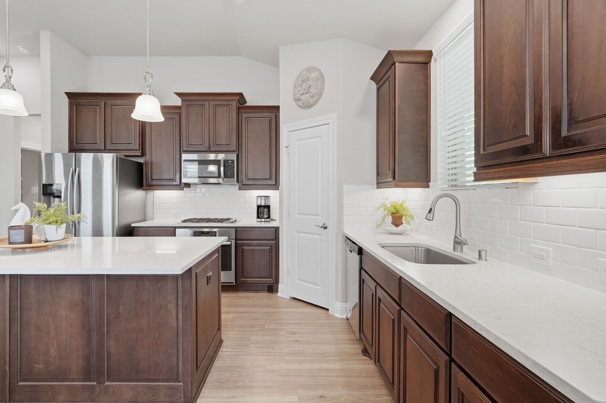 7919 Augusta Creek Court Spring, TX 77389 - Photo 11 of 32