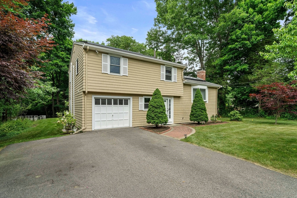 6 Valley View Road Wayland, MA 01778 - Photo 3 of 26 Gallery Image 3