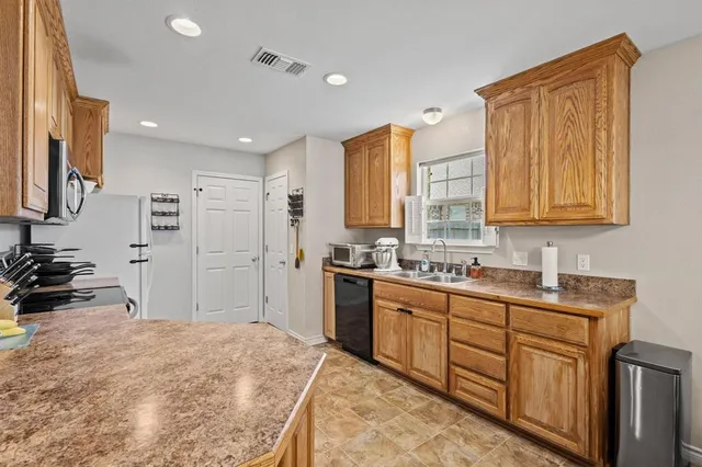 $255,000 | 106 Westwood Court, Bonham, TX 75418