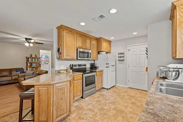 $255,000 | 106 Westwood Court, Bonham, TX 75418