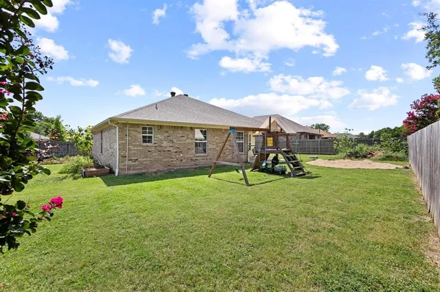 $255,000 | 106 Westwood Court, Bonham, TX 75418