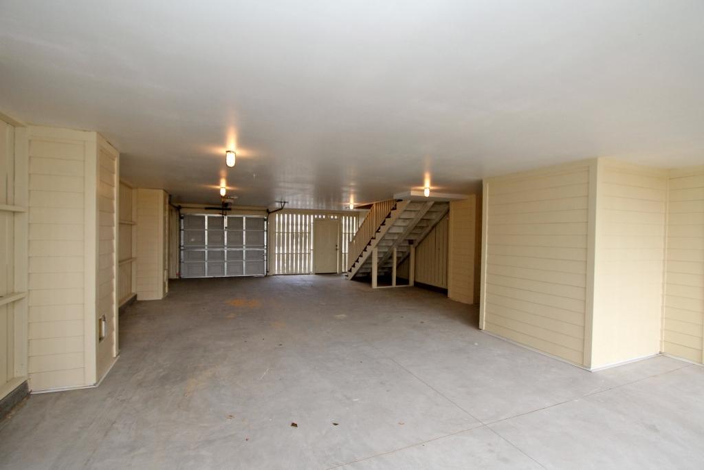 2119 Tides End Road Charleston, SC 29412 - Photo 27 of 30 Garage