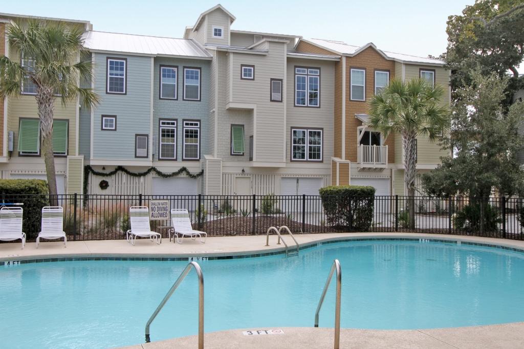 2119 Tides End Road Charleston, SC 29412 - Photo 29 of 30 Pool